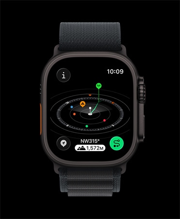 Apple Watch Ultra 3, черен цвят, титанов корпус, приложение Компас, маркирани точки, каишка Alpine Loop в черен цвят
