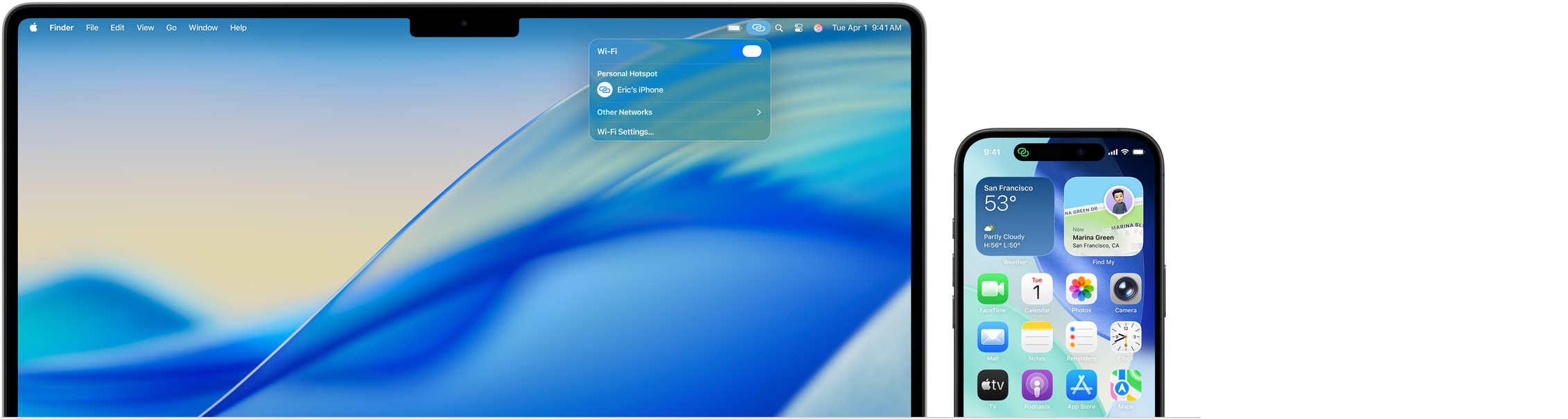 Un MacBook Pro de 14 pulgadas, Centro de Control en la barra de menús abierto, conexión con Compartir Internet con un texto que dice: Eric’s iPhone, iPhone 16 con el indicador verde de Compartir Internet en la parte superior izquierda