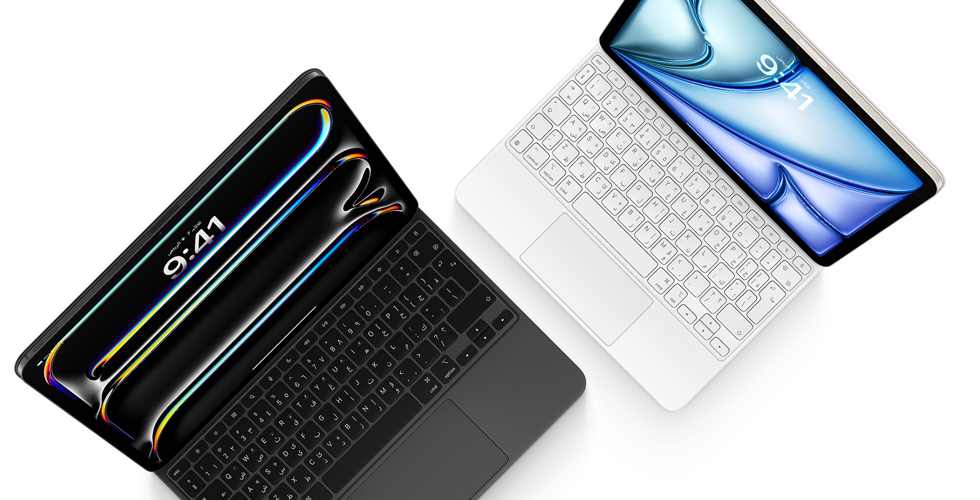 صورة من أعلى إلى أسفل لجهاز iPad Pro متصل بلوحة مفاتيح ماجيك لجهاز iPad Pro باللون الأسود وجهاز iPad Air متصل بلوحة مفاتيح ماجيك باللون الأبيض.