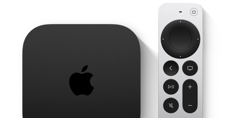 Una Apple TV 4k e un telecomando Siri remote affiancati