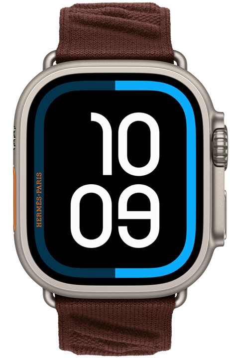 Apple Watch Hermès Ultra 4, หน้าปัดนาฬิกาดิจิทัล Maritime, ตัวเรือนไทเทเนียม, สีธรรมชาติ, ภายนอกด้านขวา, Digital Crown, ปุ่มด้านข้างที่ยกสูงขึ้น, จับคู่กับสายแบบ En Mer, สี Bordeaux (น้ำตาลเข้ม), วัสดุถักลายนูน