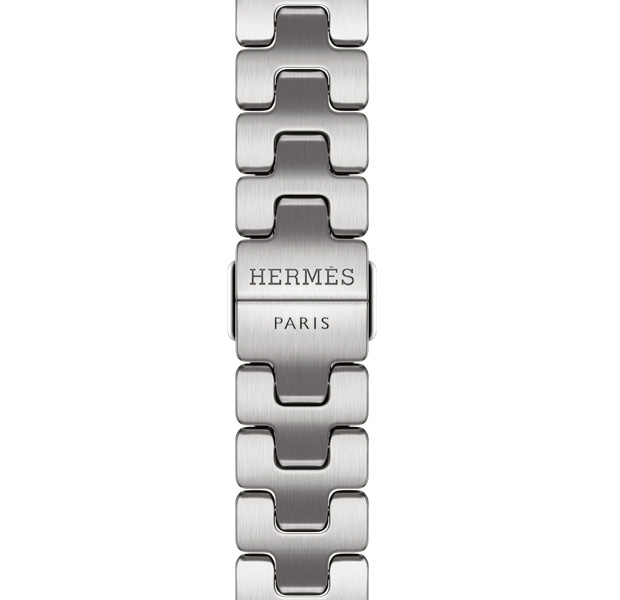 รายละเอียดสายแบบ Grand H Fin สำหรับ Apple Watch Hermès Series 12, สี Satiné, โลโก้ Hermès สลักบนหัวล็อค